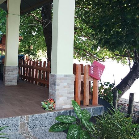 Lena House Flores Hitokalak Exterior photo