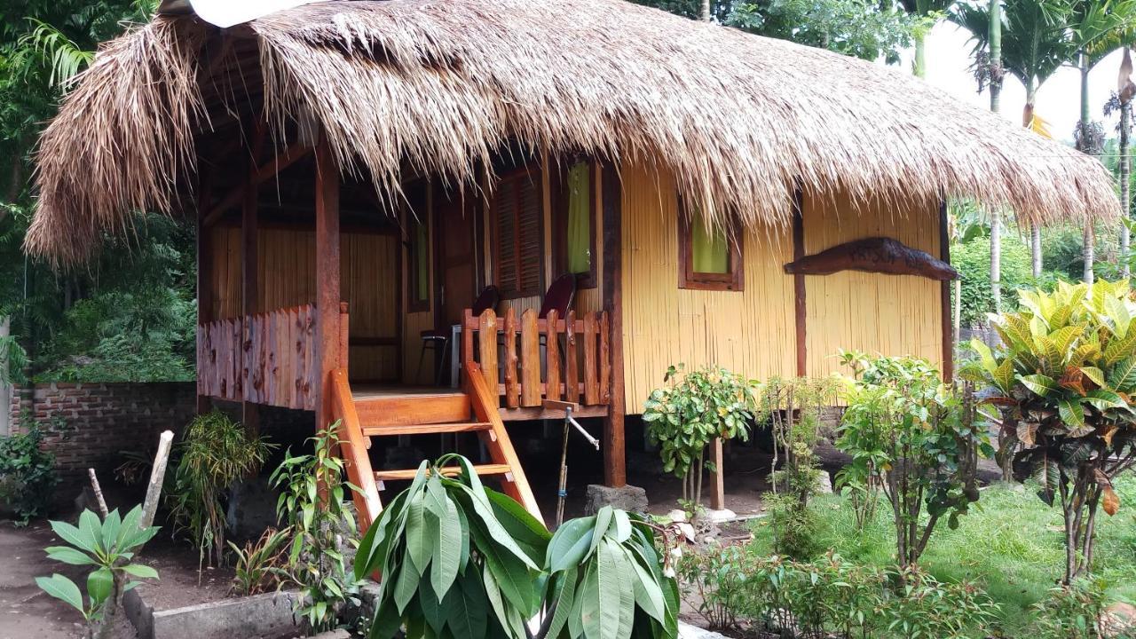 Lena House Flores Hitokalak Exterior photo